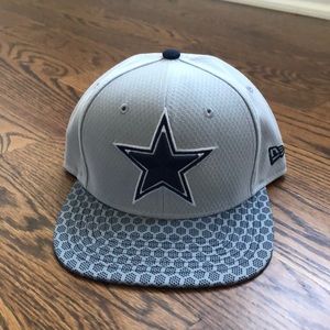 Medium/Large Snapback NFL Cowboys Hat